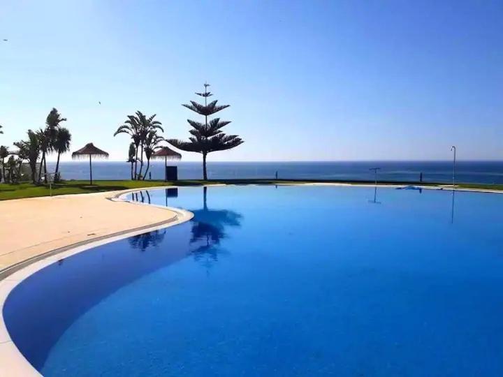 Modern Three-Level Apartment Near The Sea Benalmádena Eksteriør bilde