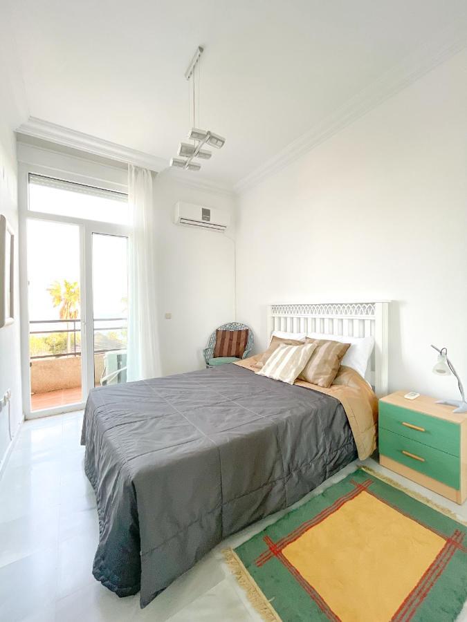 Modern Three-Level Apartment Near The Sea Benalmádena Eksteriør bilde