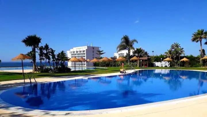 Modern Three-Level Apartment Near The Sea Benalmádena Eksteriør bilde