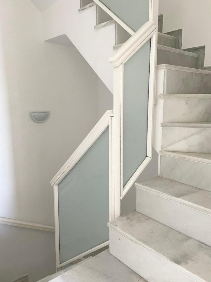 Modern Three-Level Apartment Near The Sea Benalmádena Eksteriør bilde