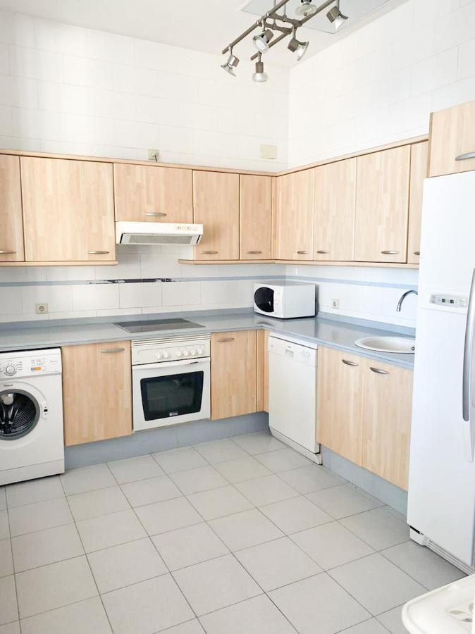 Modern Three-Level Apartment Near The Sea Benalmádena Eksteriør bilde
