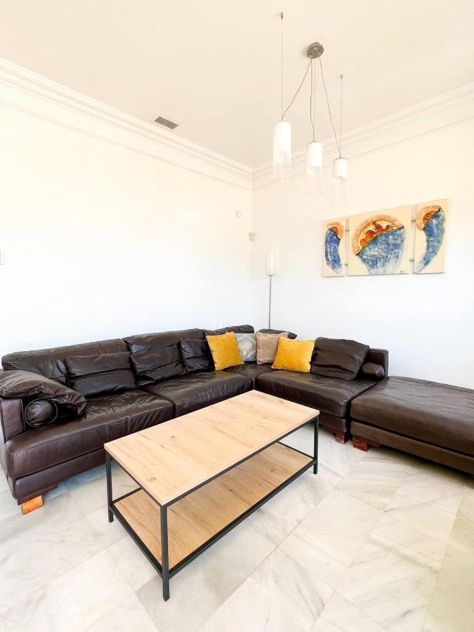 Modern Three-Level Apartment Near The Sea Benalmádena Eksteriør bilde